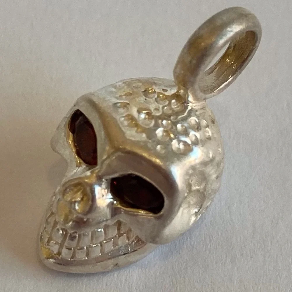 925 Sterling Silver Skull with Ruby Eyes Pendant Necklace